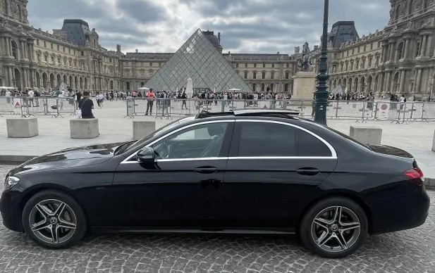 private chauffeur service paris​